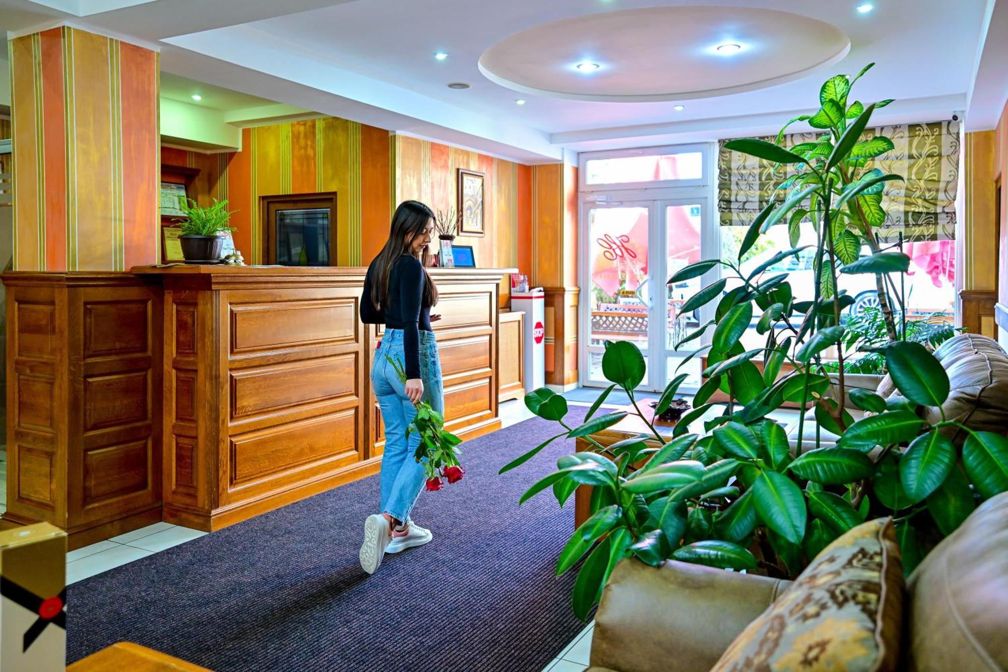 Hotel Class Hermannstadt מראה חיצוני תמונה